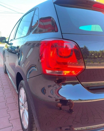 Volkswagen Polo cena 27990 przebieg: 120000, rok produkcji 2011 z Szczecinek małe 562